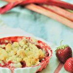 strawberry-rhubarb-keto-crisp