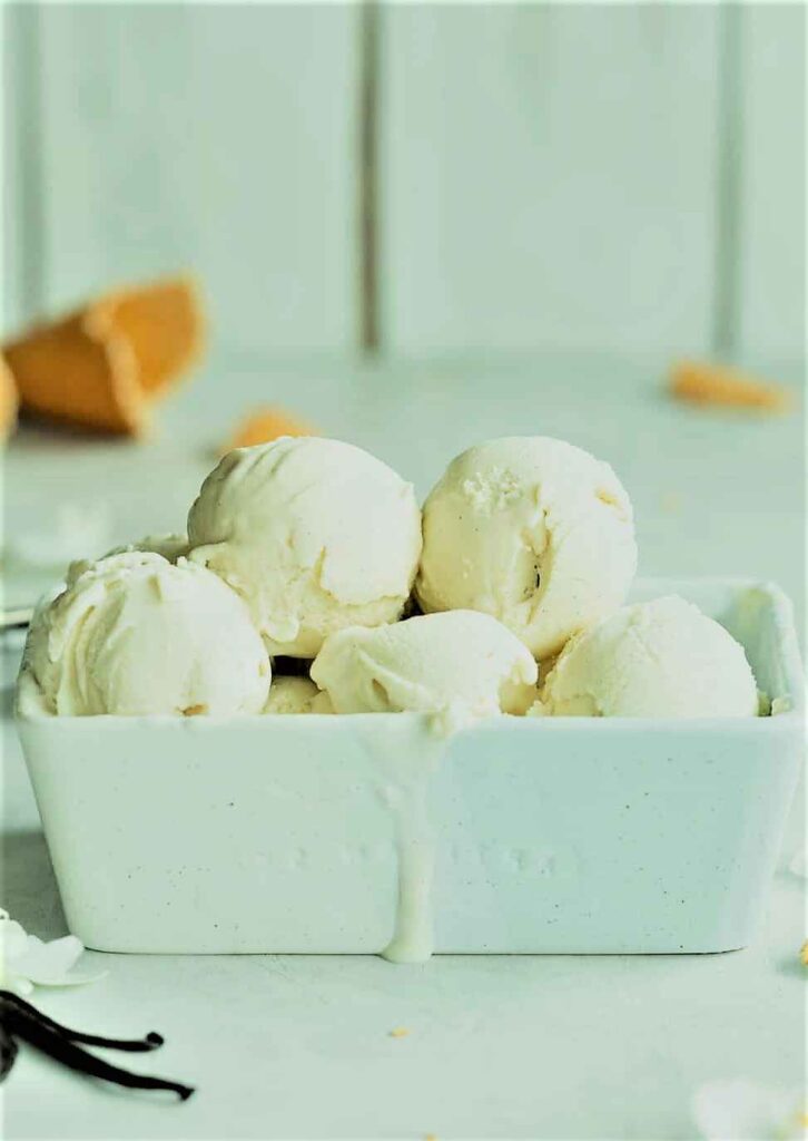 vegan-vanilla-ice-cream-recipe-no-churn-ice-cream